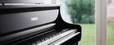 Yamaha Clavinova CLP-835 Digital Piano - PE (Polish Ebony)